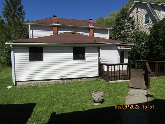 Back access from Harry St.