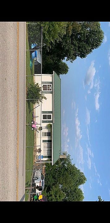 1st image of 300 Highway 578 N