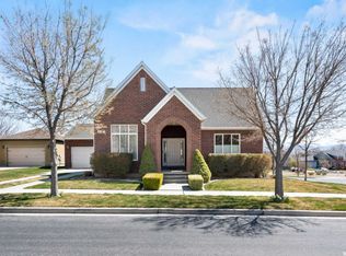 11677 S Harvest Crest Way, South Jordan, UT 84009