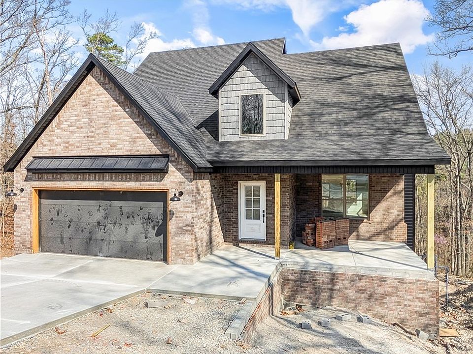 1st image of 3 Sens Ln