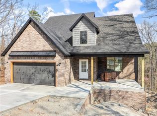 3 Sens Ln, Bella Vista, AR 72714