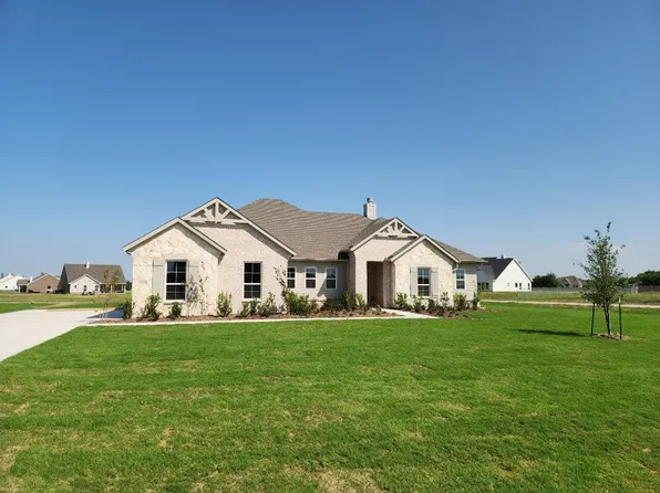 2204 Continent Ct, Krum, TX 76249