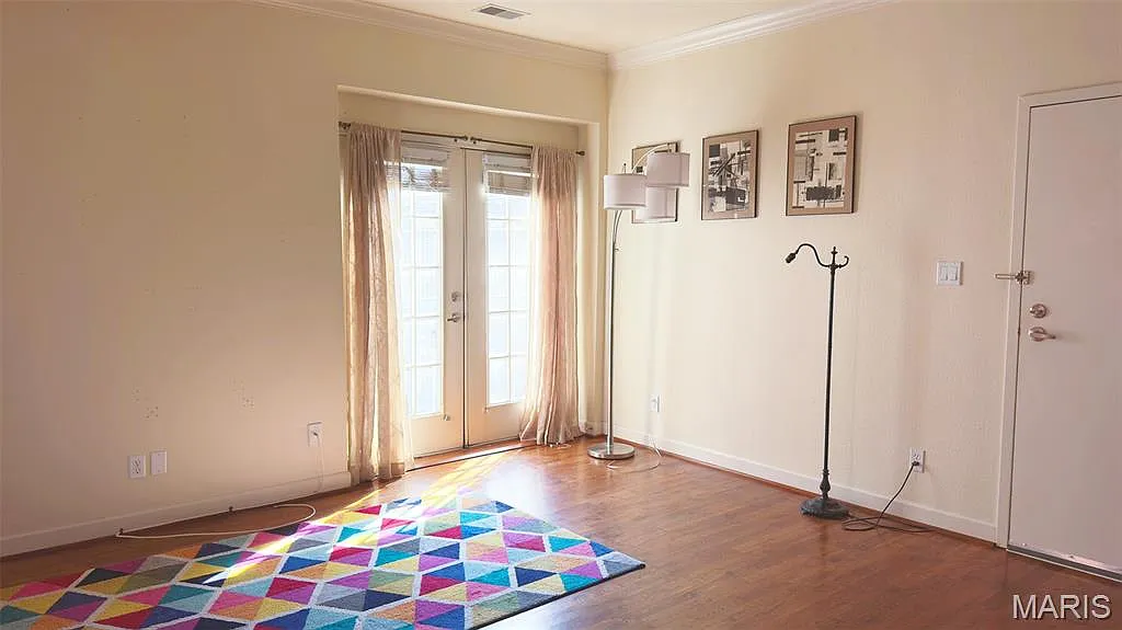2 bed, 1.0 bath, 840 sqft, $1,450 — Photo 2