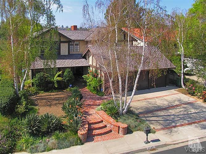 1st image of 2240 Knoll Crest Pl