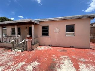 61 W 42nd St, Hialeah, FL 33012