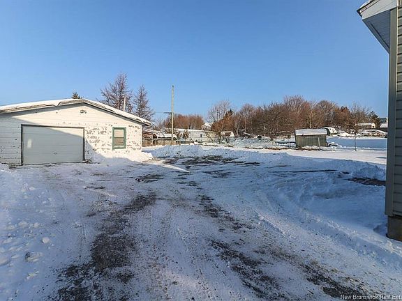 3rd image of 396 Milford Rd #394