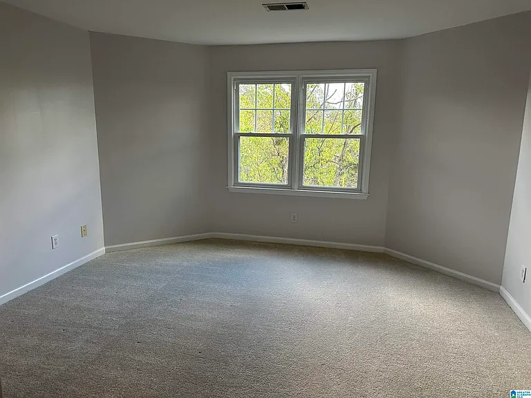1715 Columbiana Ln — Photo 28