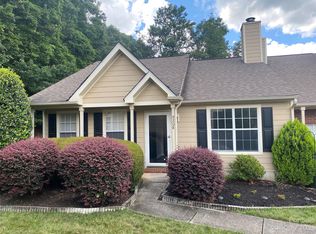 9208 Four Mile Creek Rd, Charlotte, NC 28277