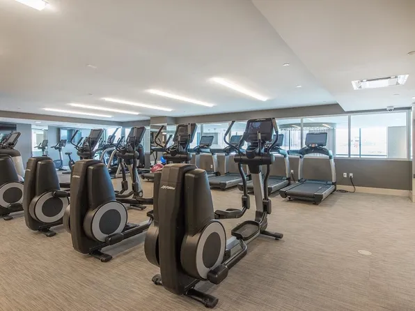 9 Avenue At Port Imperial image 8 of 14