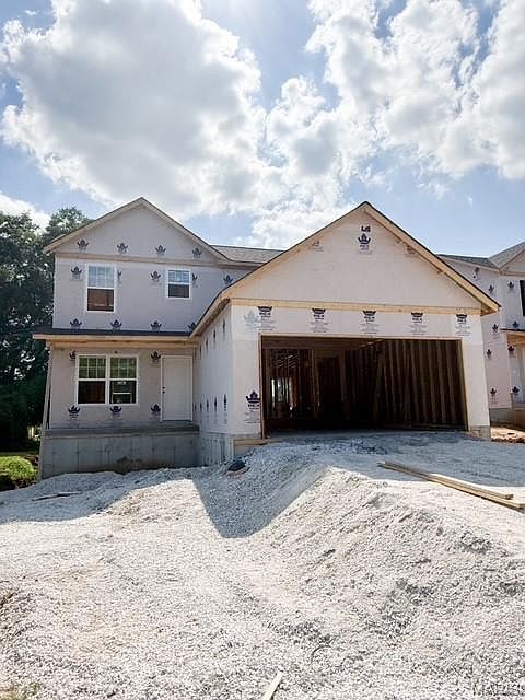 1st image of 209 John St