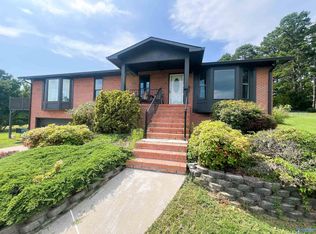 2006 McClain Cir, Gadsden, AL 35901