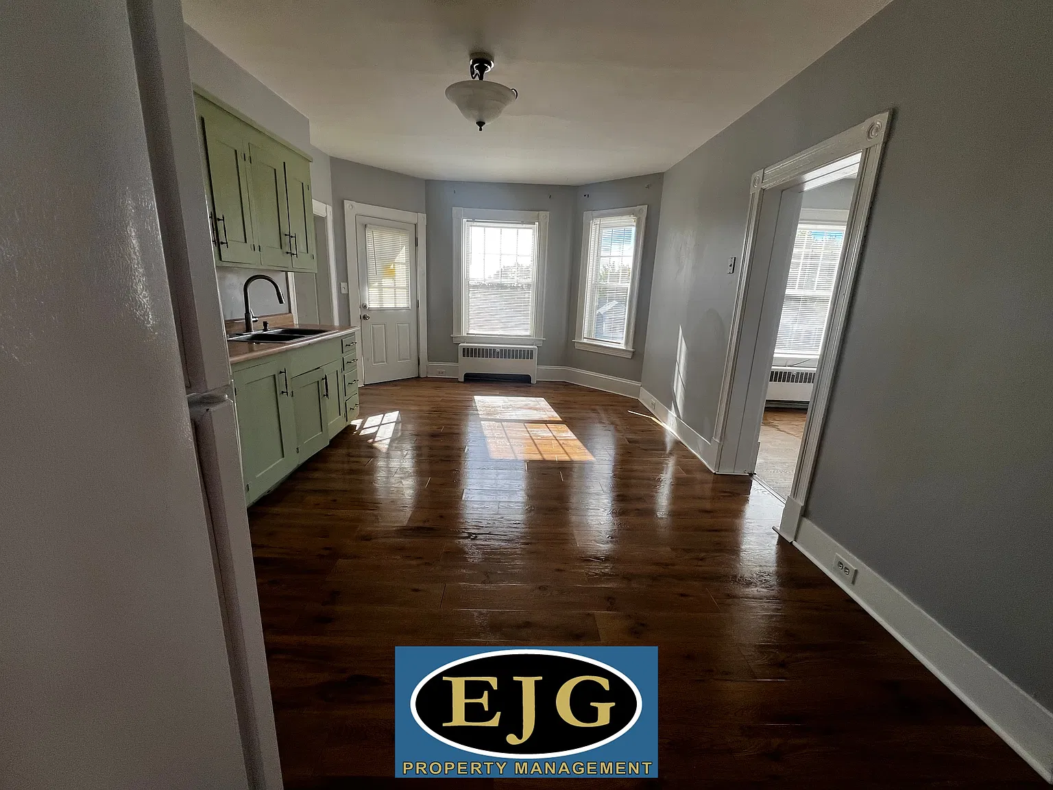 2 bed, $1,600 — Photo 4
