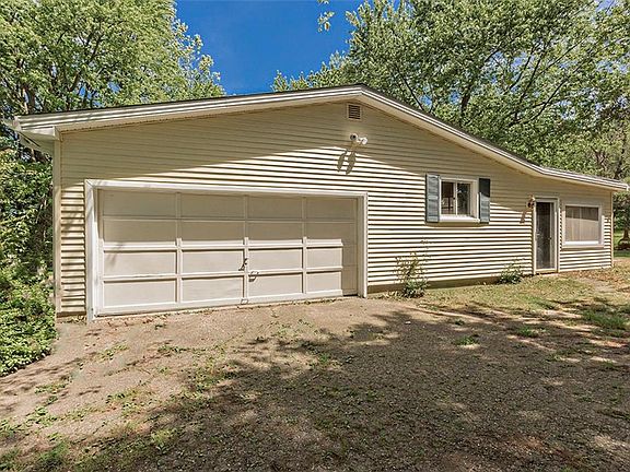 2nd image of 17821 Kenston Lake Dr