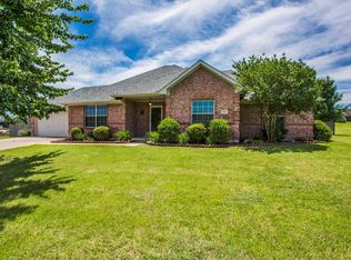 208 Grant Dr, Fate, TX 75189