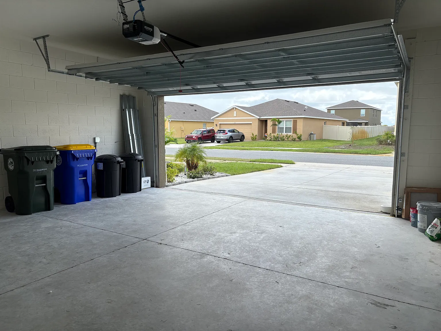 1265 Valley View Ave — Photo 4