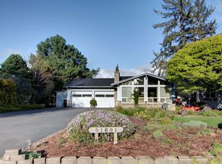 91691 Smith Lake Rd, Warrenton, OR 97146