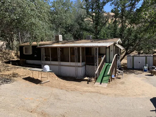1042 Evans Rd Space 2, Wofford Heights, CA 93285