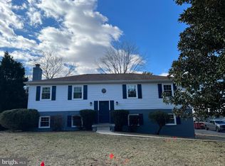 9753 Moor Green Dr, Manassas, VA 20112
