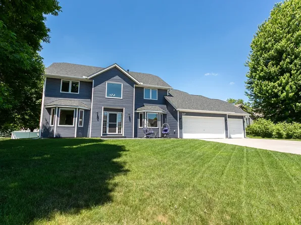 247 Pendryn Hill Cir, Woodbury, MN 55125