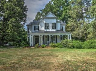 613 Peaks St, Bedford, VA 24523