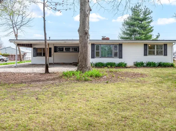 104 Toni Ct, Collinsville, IL 62234