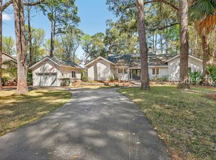 4 Quincy Ln, Hilton Head Island, SC 29928