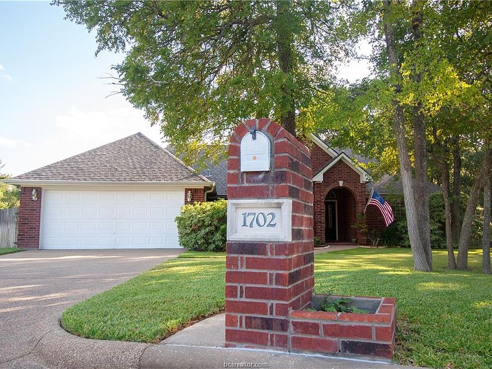 1st image of 1702 Gray Stone Dr