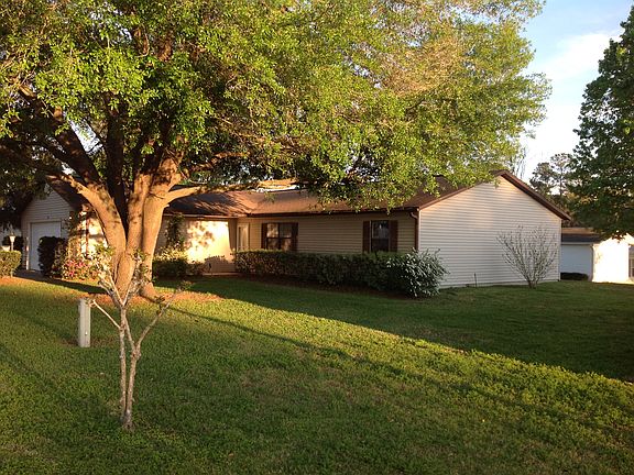 3rd image of 122 SE Sable Ln