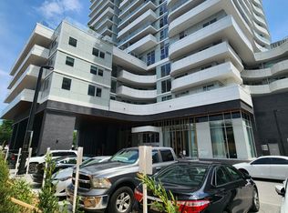 1010 Sandy Beach Rd #1411, Pickering, ON L1W 3X5
