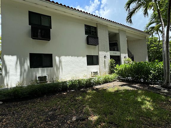 2nd image of 1101 Madruga Ave Unit 12