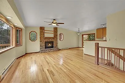 4 bed, 3000 sqft, $3,800 — Photo 3