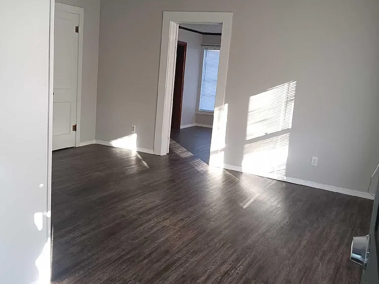 612 N Storer Ave #2 — Photo 11