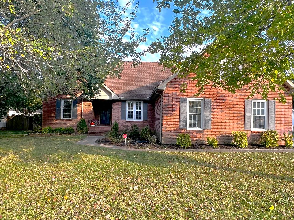 1st image of 2414 English Hill Dr