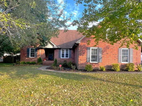 2414 English Hill Dr, Murfreesboro, TN 37130