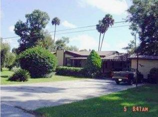 55624 Lee St, Astor, FL 32102