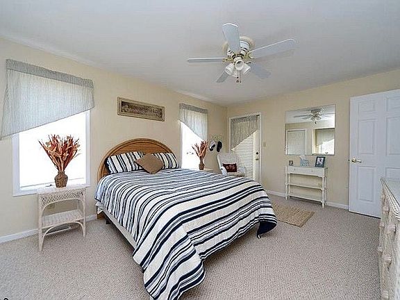 4th image of 42-44 S Inlet Dr