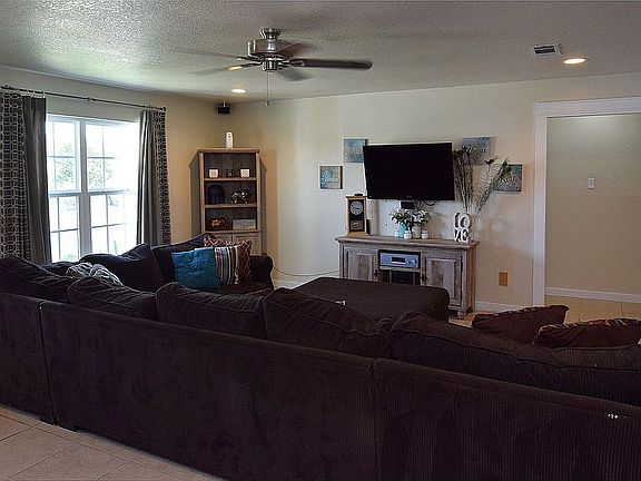 5th image of 2505 Boyd Ave