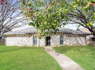 2311 Statler Dr, Carrollton, TX 75007