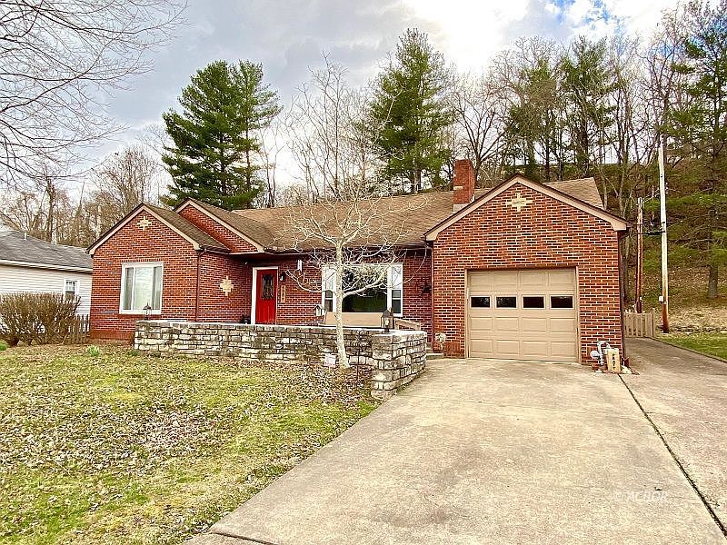 1st image of 408 Hedgewood Dr