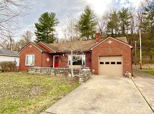 408 Hedgewood Dr, Gallipolis, OH 45631