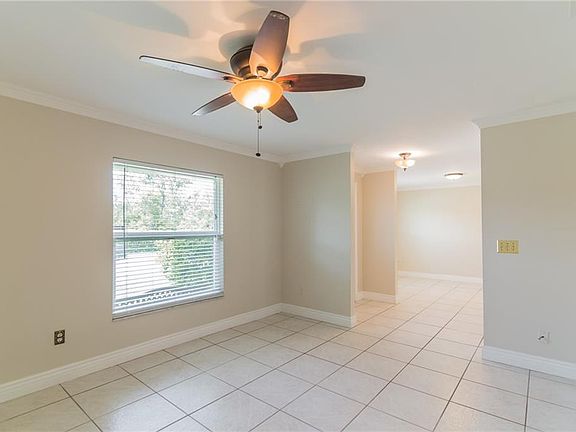 4th image of 653 Starstone Dr
