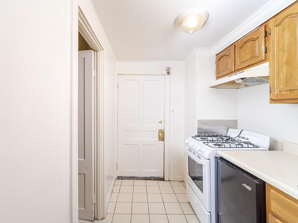 1st image of 3 115th St #10766122