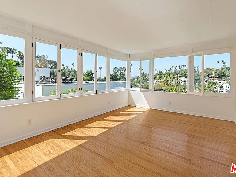 1523 Murray Dr — Photo 11