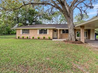 307 Avenue G, Brazoria, TX 77422