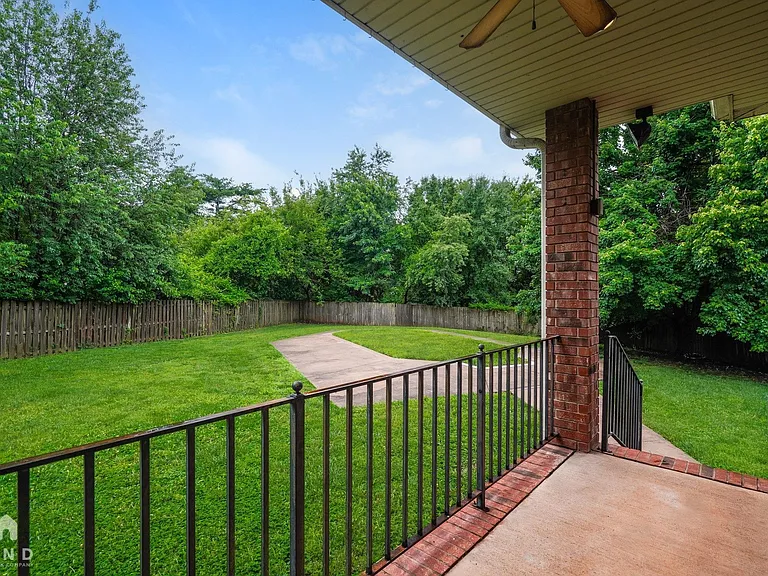 3253 Kickapoo Ave — Photo 18