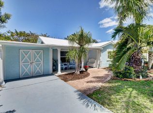 827 N Lake Ave N, Delray Beach, FL 33483