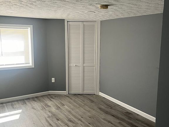 5th image of 701 W Walnut St #1