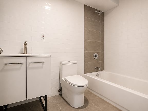4th image of 1355 Decatur St Floor 2