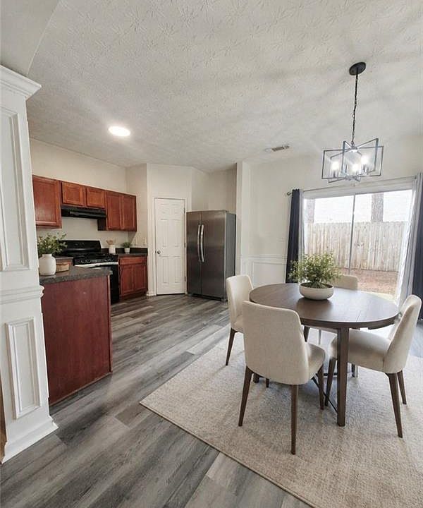 1st image of 2517 Emma Way