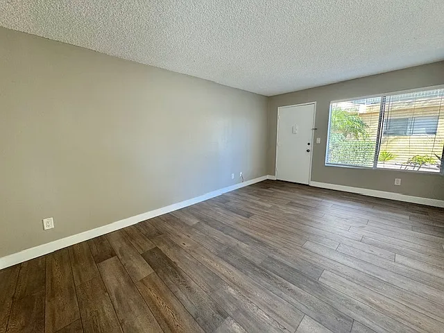 Vista Capri East — Photo 15